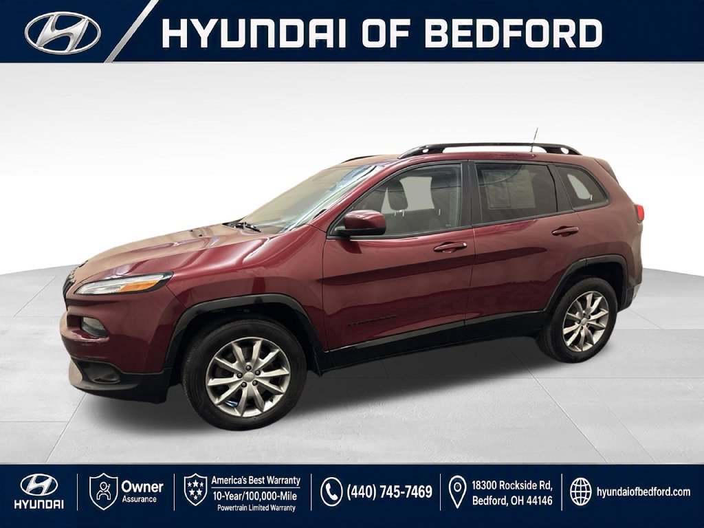Used 2018 Jeep Cherokee Latitude AWD/4WD image 10