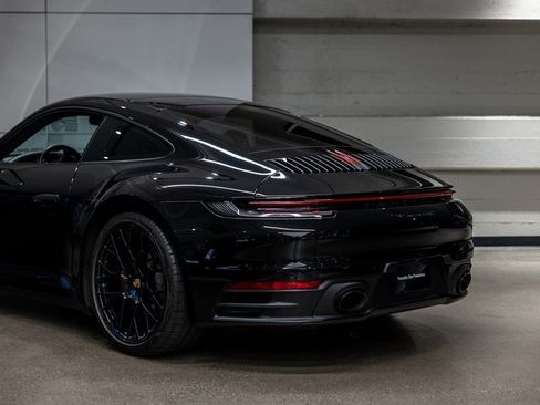 Used 2024 Porsche 911 Carrera 4S image 24