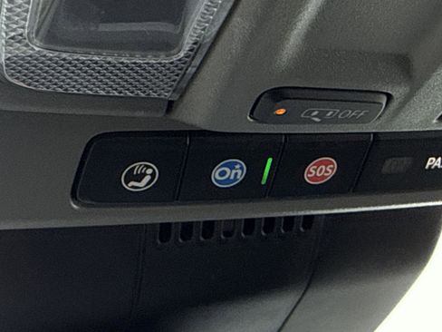 Used 2022 GMC Sierra 1500 SLT w/ SLT Convenience Package image 20