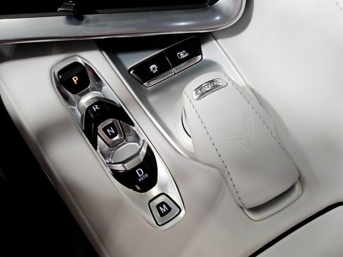 Used 2021 Chevrolet Corvette Stingray Premium Cpe w/ Z51 Performance Package image 32