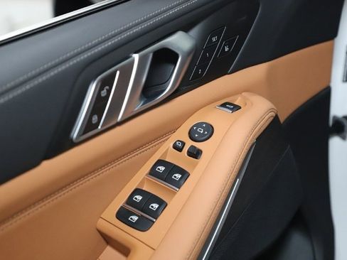 Certified 2024 BMW X5 xDrive40i w/ Parking Assistance Package image 17