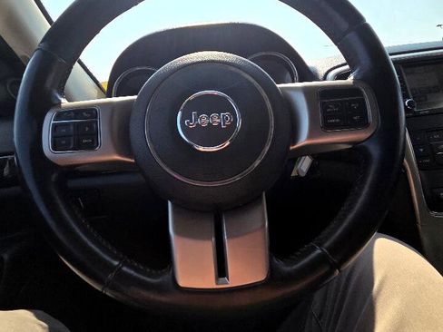 Used 2012 Jeep Grand Cherokee Laredo image 19