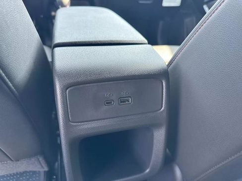 New 2026 Chevrolet Trax RS w/ Sunroof Package FWD image 16