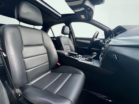 Used 2014 Mercedes-Benz C 250 Sedan image 27