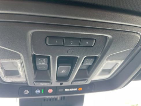 Used 2024 Chevrolet Silverado 1500 High Country AWD/4WD image 31