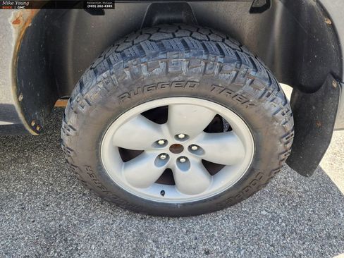 Used 2013 RAM 1500 Tradesman w/ Popular Equipment Group AWD/4WD image 9