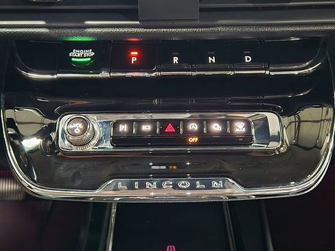 Used 2023 Lincoln Corsair Reserve image 36