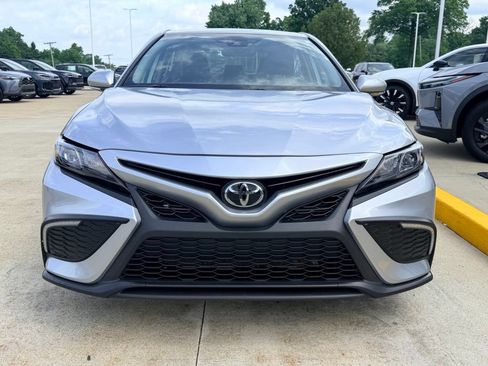 Used 2024 Toyota Camry SE w/ Convenience Package FWD image 2