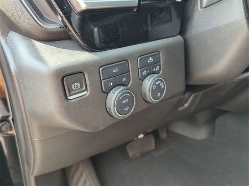 Certified 2023 Chevrolet Silverado 1500 LT image 34