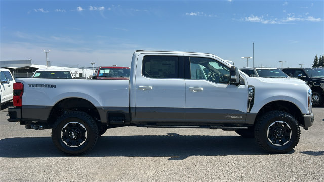 New 2026 Ford F350 King Ranch w/ Tremor Off-Road Package AWD/4WD image 2