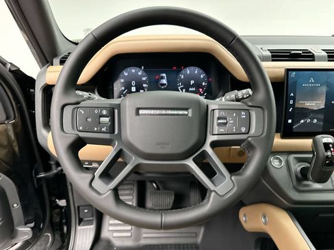 Certified 2025 Land Rover Defender 110 X-Dynamic SE AWD/4WD image 12
