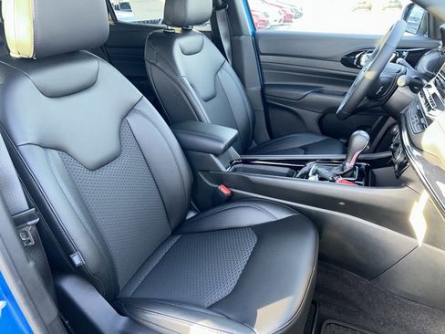 New 2026 Jeep Compass Latitude image 24