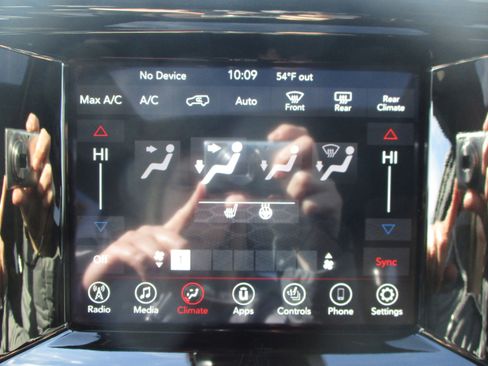 Used 2024 Dodge Durango SXT image 23
