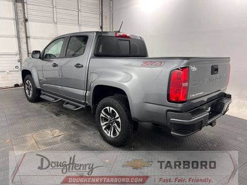 Used 2022 Chevrolet Colorado Z71 AWD/4WD image 6