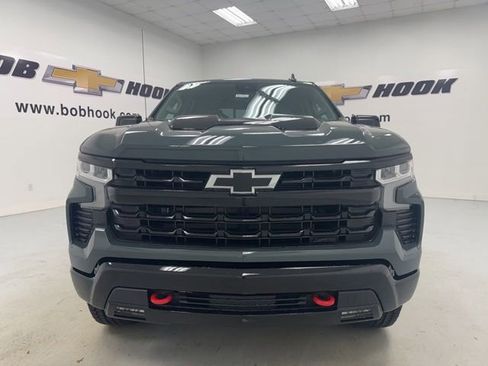 New 2026 Chevrolet Silverado 1500 LT Trail Boss w/ Convenience Package II image 2