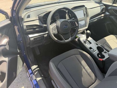 Used 2025 Subaru Impreza 2.0i AWD/4WD image 9
