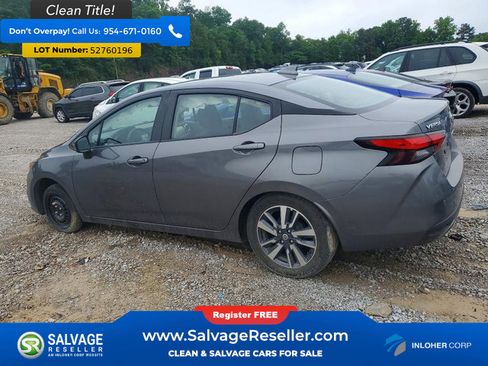 Used 2020 Nissan Versa SV FWD image 3