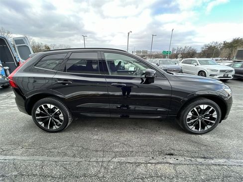 New 2026 Volvo XC60 B5 Plus w/ Protection Package Premier image 9