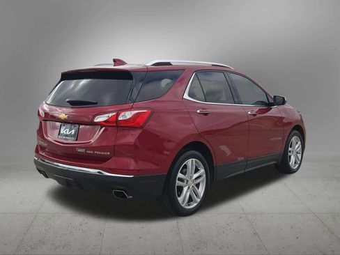 Used 2020 Chevrolet Equinox Premier image 6