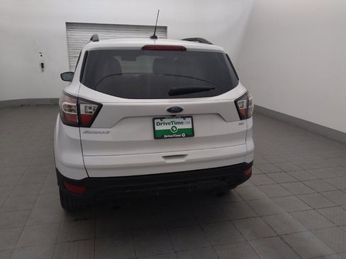 Used 2017 Ford Escape SE w/ Equipment Group 201A FWD image 6