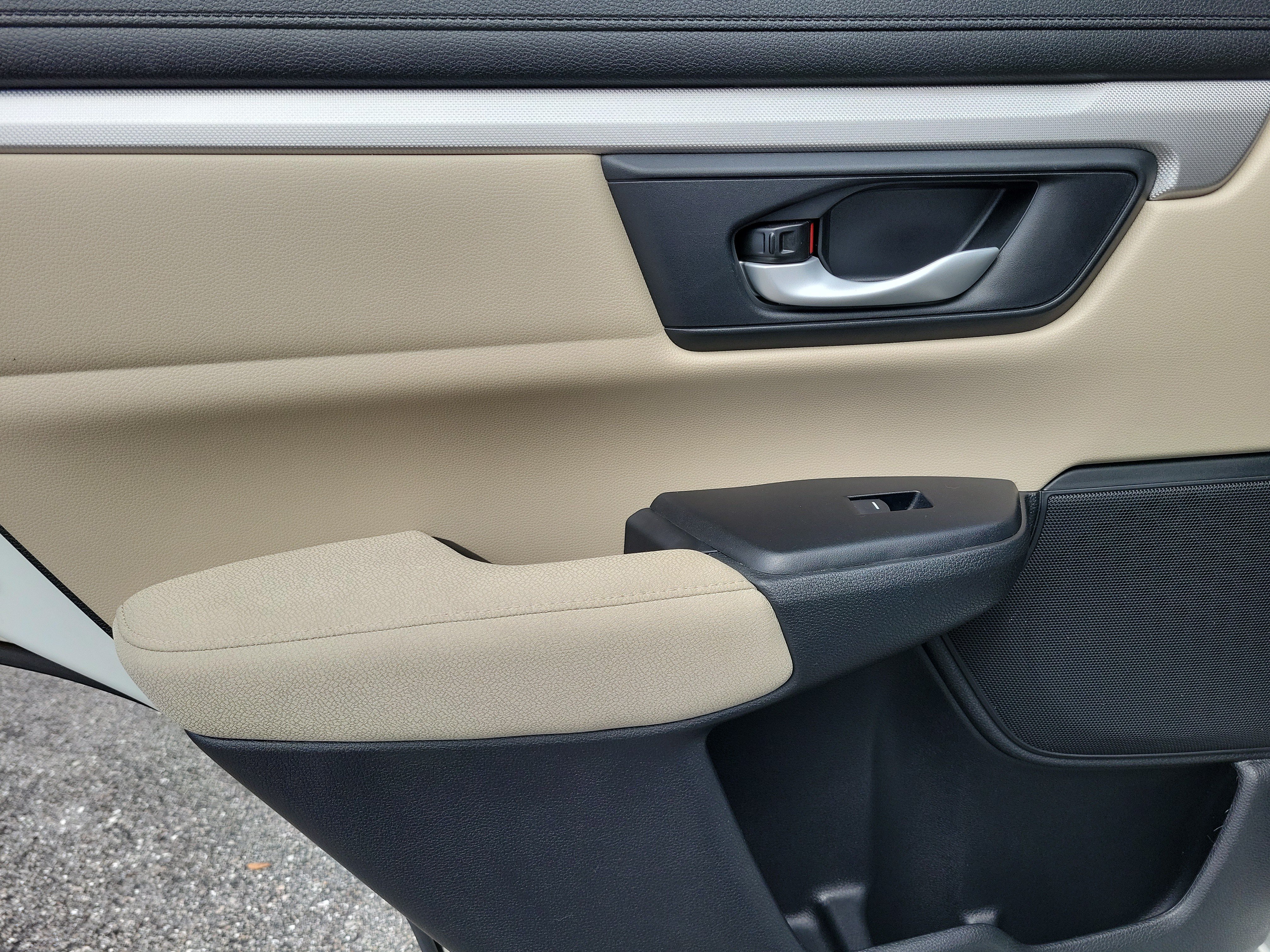 Used 2018 Honda CR-V LX image 13