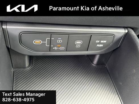 New 2025 Kia K4 LXS image 23