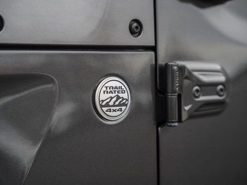 Used 2020 Jeep Wrangler Sport image 14