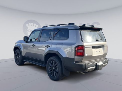 Used 2025 Toyota Land Cruiser image 4