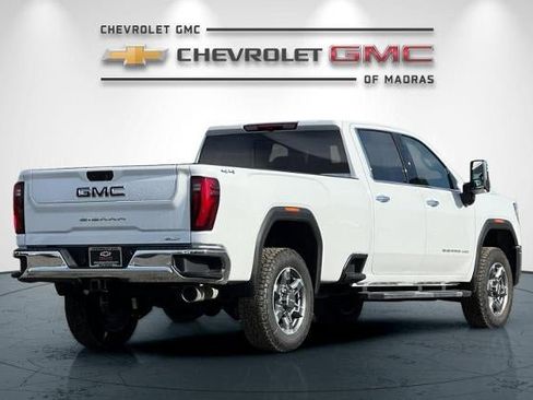 New 2026 GMC Sierra 3500 SLT w/ SLT Premium Package image 3