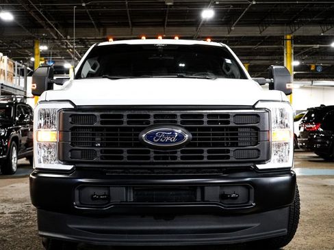Used 2025 Ford F250 XL w/ FX4 Off-Road Package AWD/4WD image 2