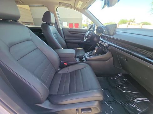 Used 2025 Honda CR-V EX-L image 27