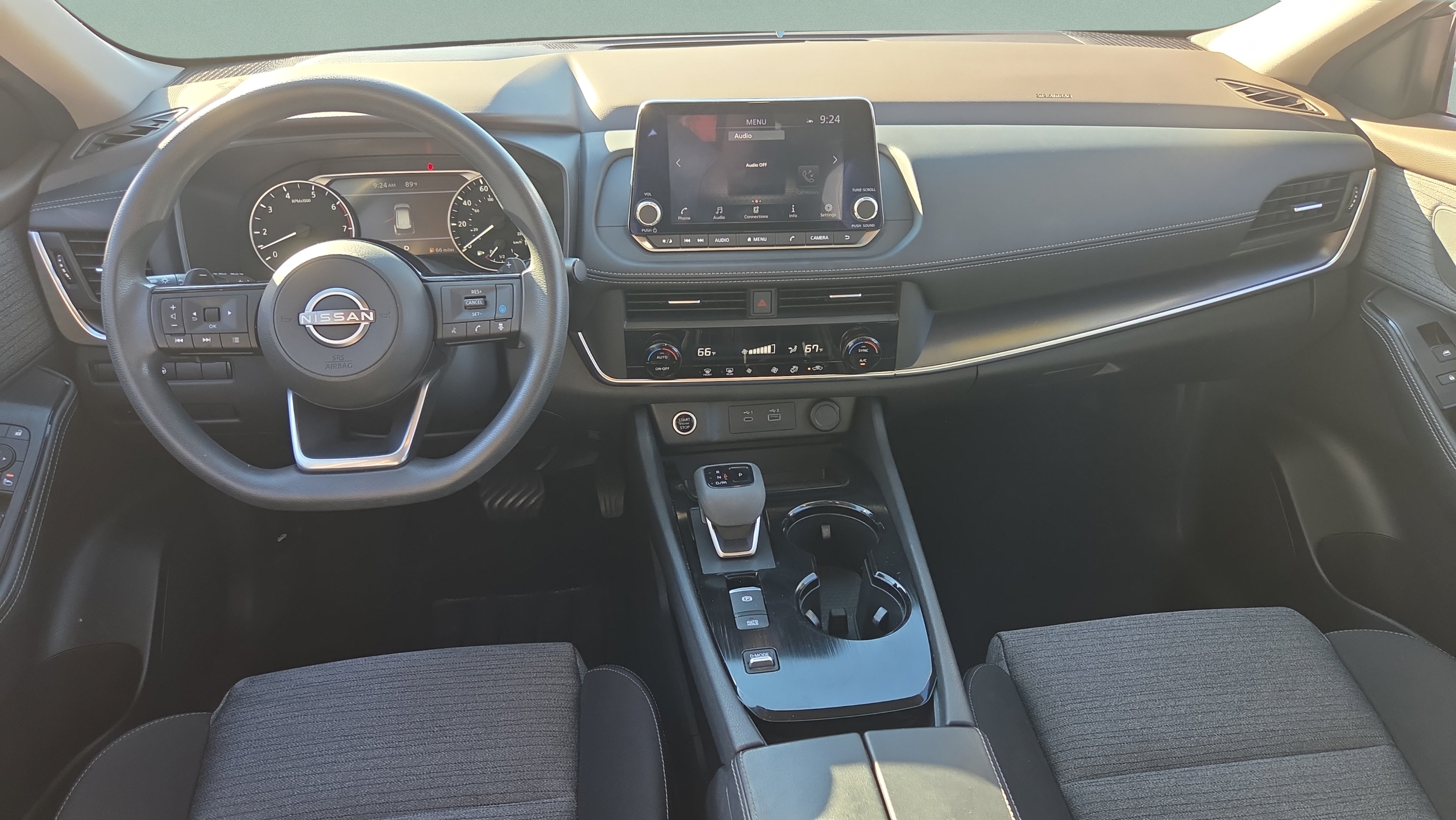 Used 2023 Nissan Rogue SV FWD image 12