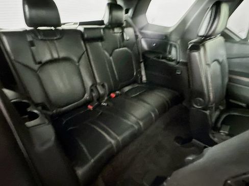 Certified 2023 Honda Pilot TrailSport image 9