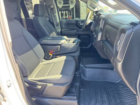 Used 2025 Chevrolet Silverado 1500 W/T w/ WT Value Package AWD/4WD image 30