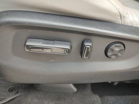 Used 2018 Honda CR-V EX-L image 27