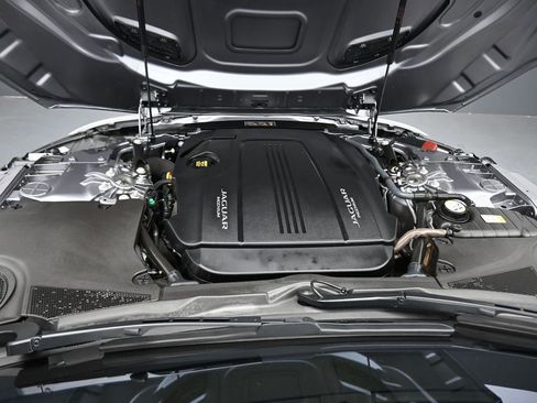 Used 2021 Jaguar F-TYPE Convertible image 36