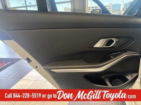 Used 2019 BMW 330i Sedan w/ Convenience Package image 13