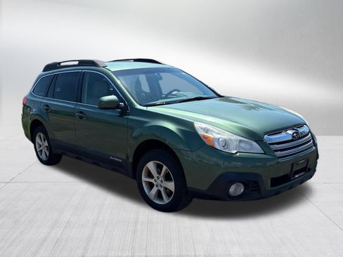 Used 2013 Subaru Outback 2.5i Premium w/ All-Weather Pkg AWD/4WD image 6