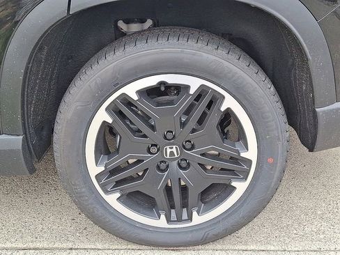 New 2026 Honda Pilot Touring image 5