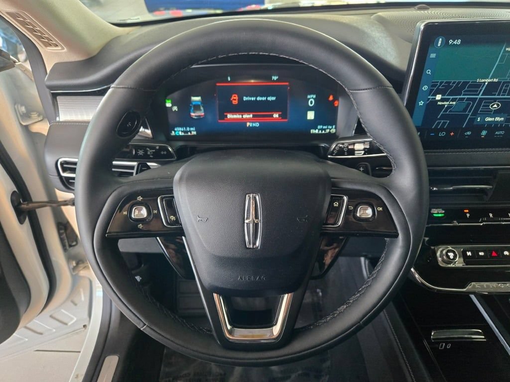 Used 2023 Lincoln Corsair AWD image 36