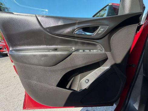 Used 2019 Chevrolet Equinox LT FWD image 20