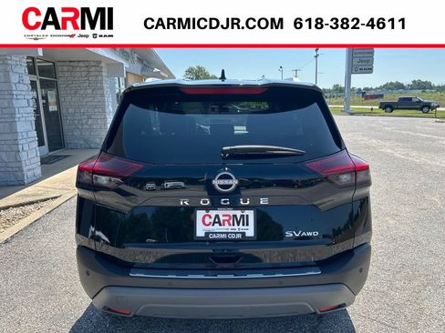 Used 2023 Nissan Rogue SV w/ SV Premium Package AWD/4WD image 5