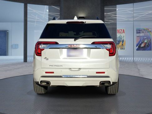 Used 2021 GMC Acadia Denali w/ Denali Technology Package FWD image 5