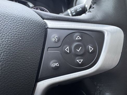 Used 2022 GMC Acadia SLT w/ Elevation Edition image 40