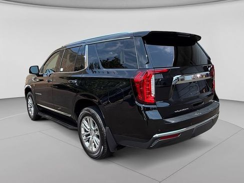 Used 2022 GMC Yukon SLT w/ SLT Luxury Plus Package AWD/4WD image 3