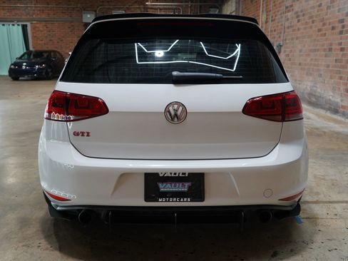 Used 2017 Volkswagen GTI S image 13
