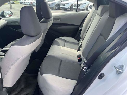Used 2023 Toyota Corolla LE FWD image 11