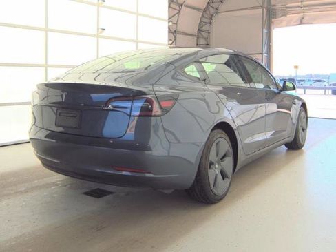 Used 2023 Tesla Model 3 Standard Range image 5