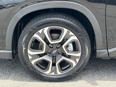 Used 2023 Subaru Ascent Limited AWD/4WD image 40