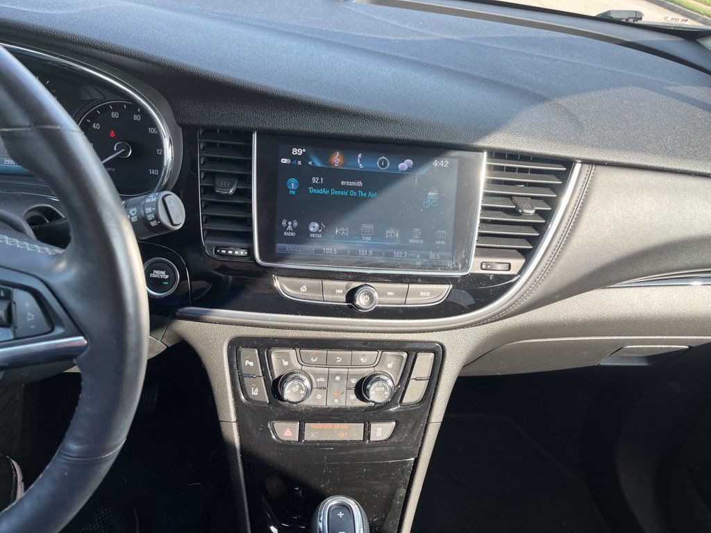 Used 2019 Buick Encore Essence w/ Experience Buick Package AWD/4WD image 8